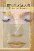 Leżąc na kozetce